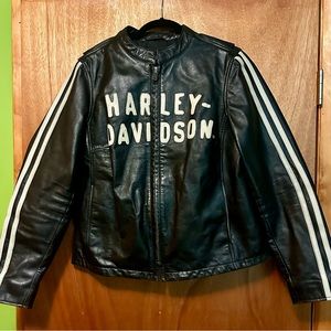 Ladies Harley Davidson Leather Jacket. Black with off white trim